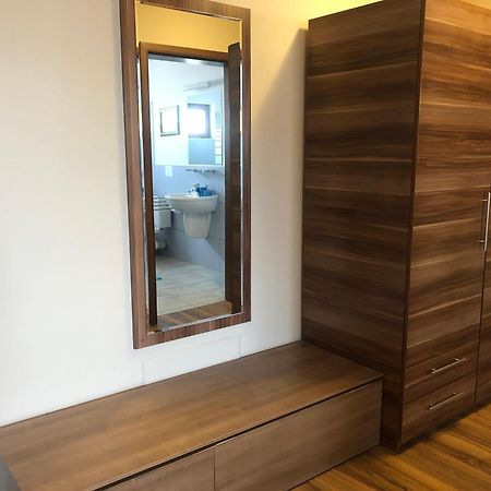 Cabrio Apart Hotel Kolozsvár Kültér fotó