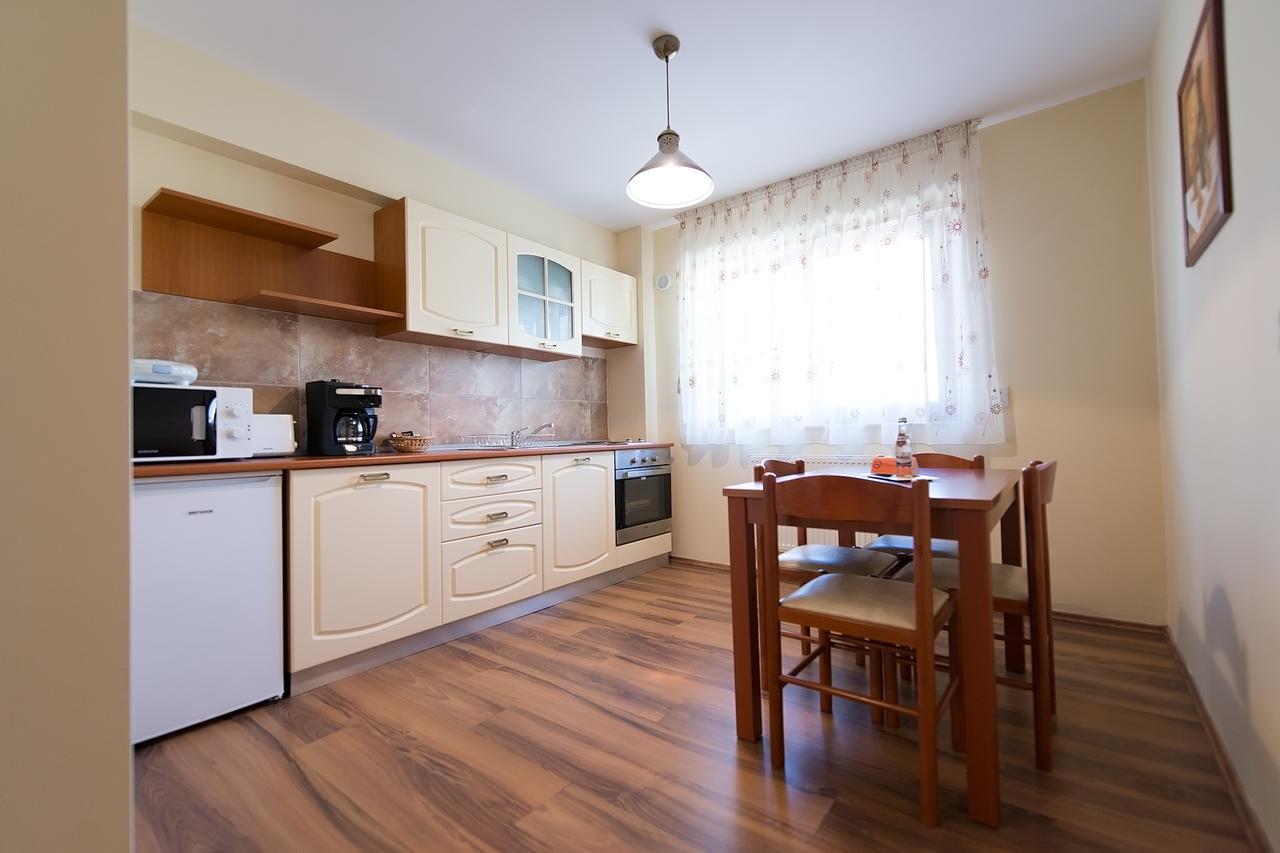 Cabrio Apart Hotel Kolozsvár Kültér fotó