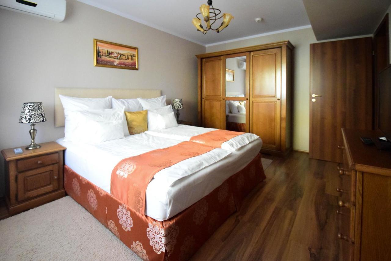 Cabrio Apart Hotel Kolozsvár Kültér fotó