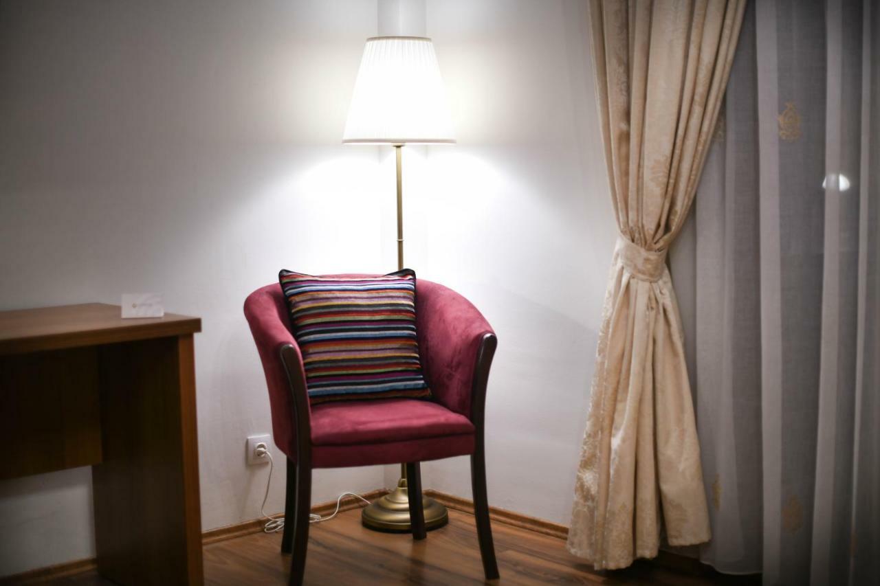 Cabrio Apart Hotel Kolozsvár Kültér fotó