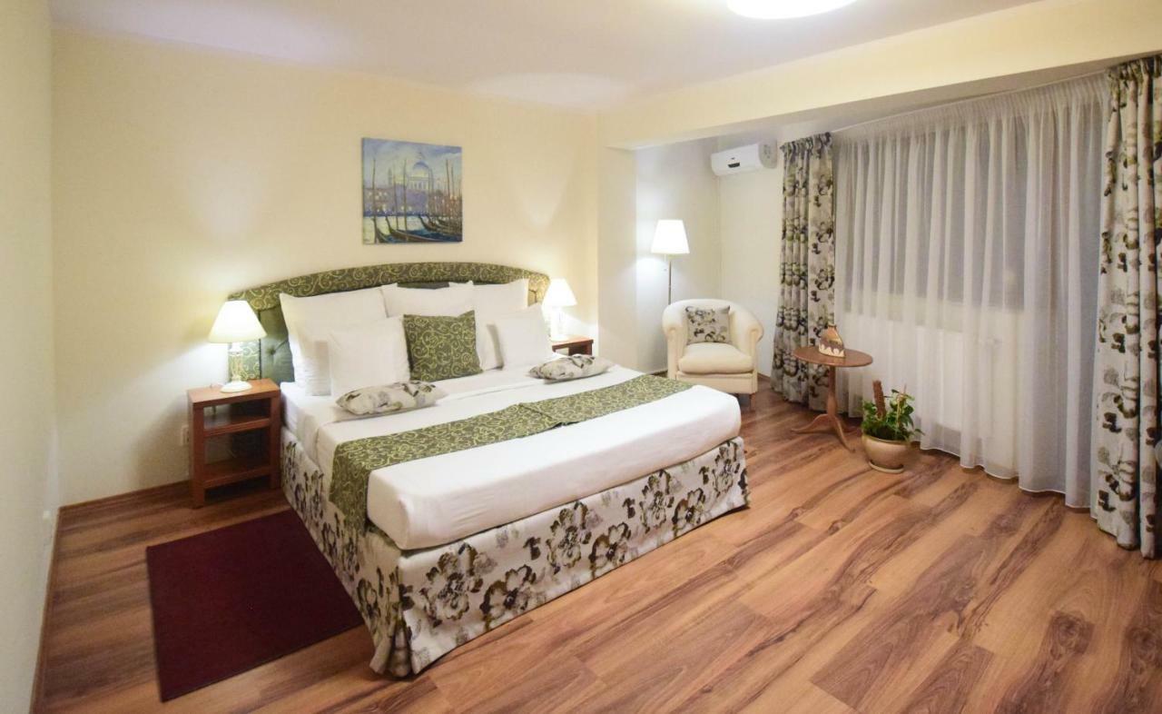 Cabrio Apart Hotel Kolozsvár Kültér fotó