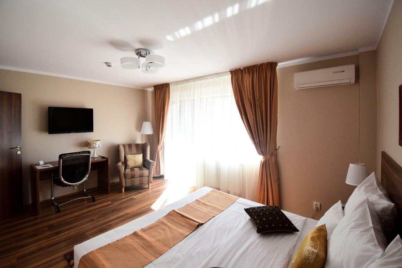 Cabrio Apart Hotel Kolozsvár Kültér fotó